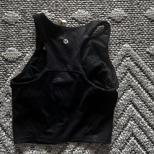 Lululemon top